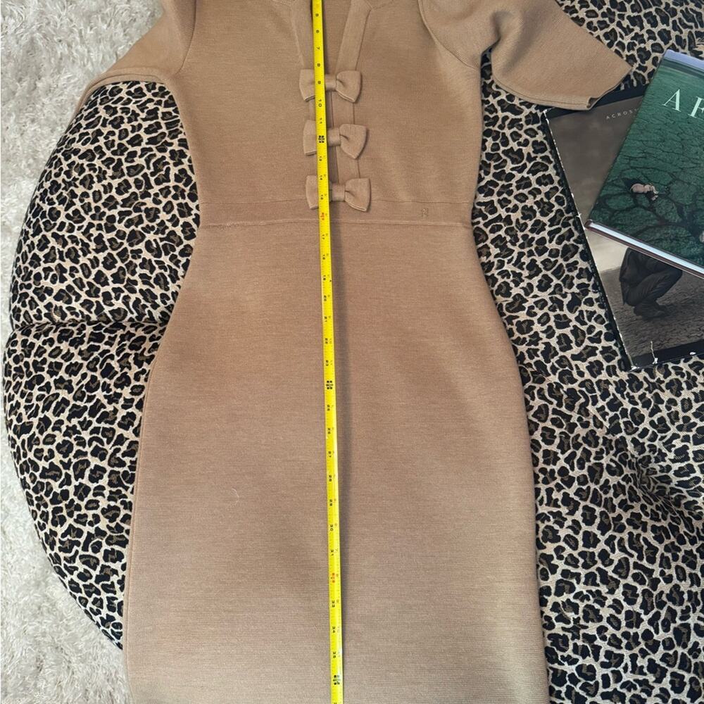 EUC: CAROLINA HERRERA Elegant Tan Knit Dress with Bow Accents - Picture 12 of 12